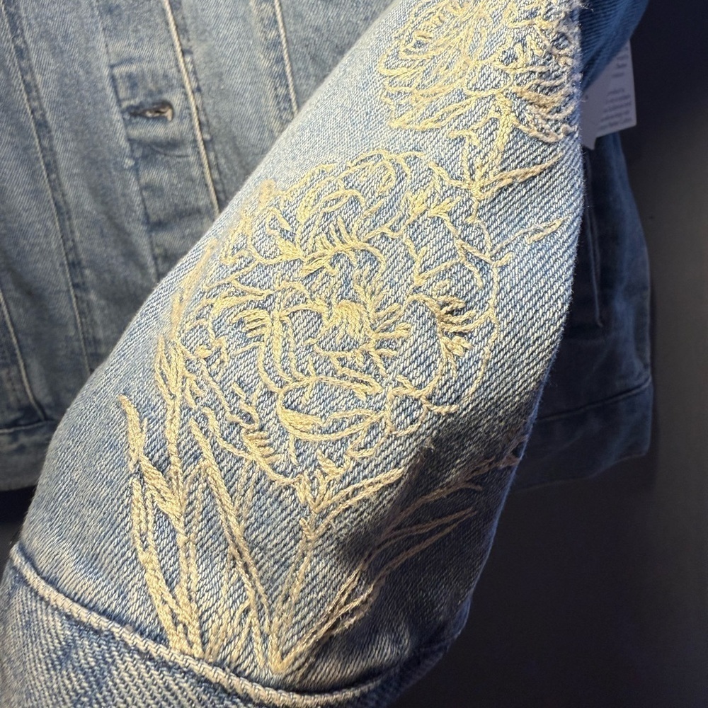 The Pioneer Woman Blue Jean Jacket with Embroidered Sleeves - Picture 6 of 6
